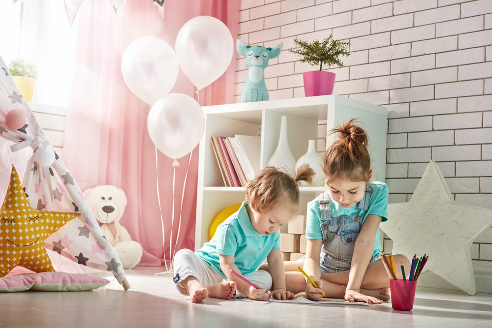 4 petits objets à fabriquer avec vos enfants pour décorer leur chambre